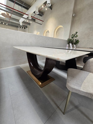 Onyx North Star Dining Table