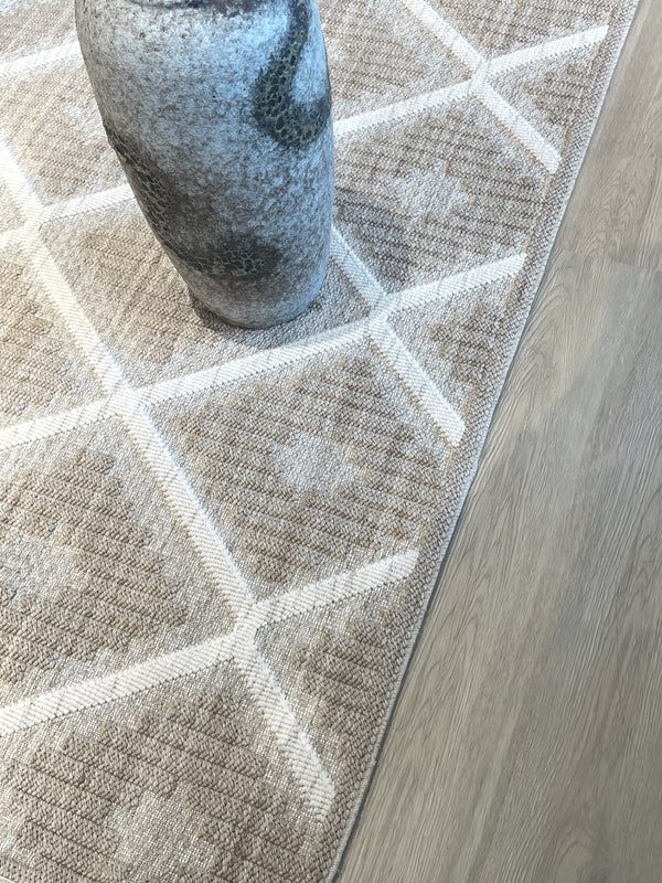 Looma Persian Rug