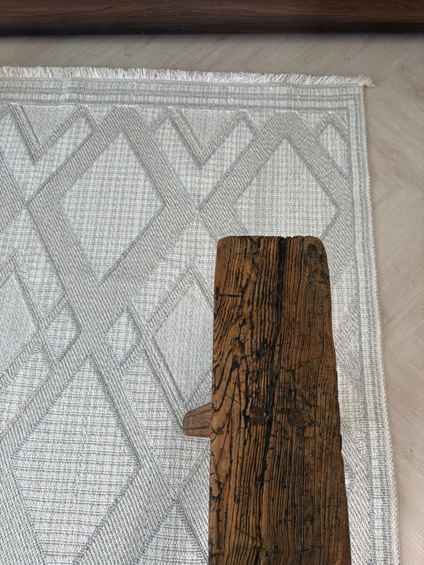 Lume Persian Rug