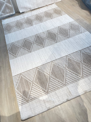 Tova Persian Rug