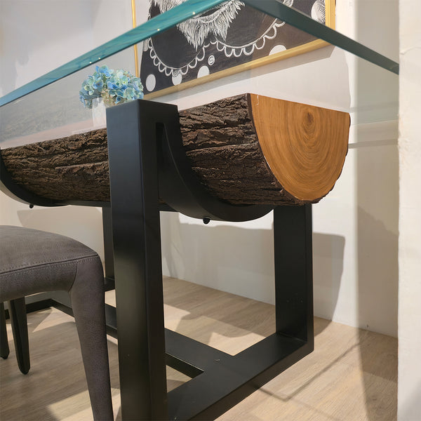 Brooklyn Dining Table