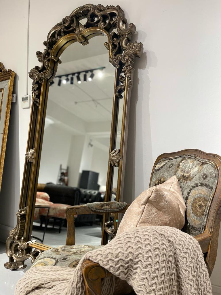 Rouge Mirror