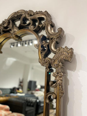 Rouge Mirror