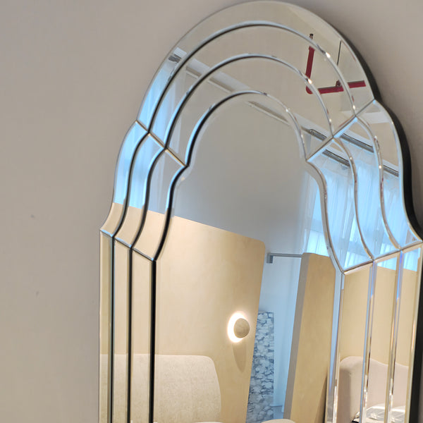Silvia Mirror